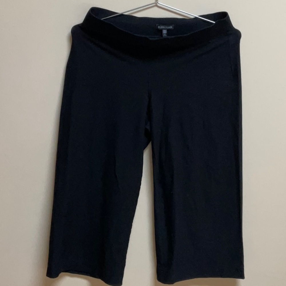 Eileen Fisher Black Capri Pants